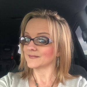 Meet your Posher, Brandy